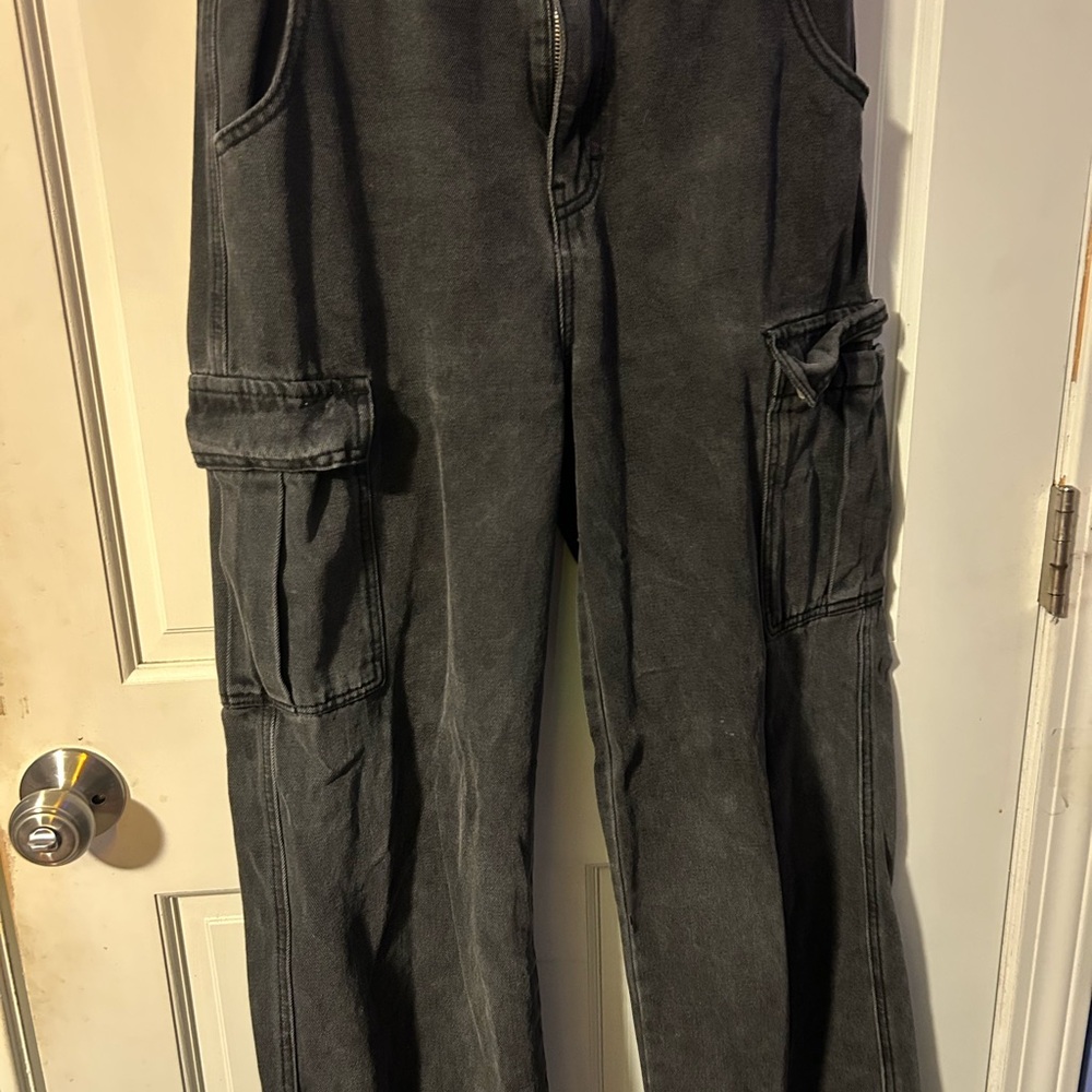 SHEIN Dark Gray Straight Leg Jeans